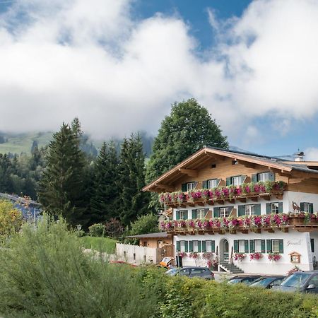 Gourmet-Hotel Gruenwald Leogang Exterior foto